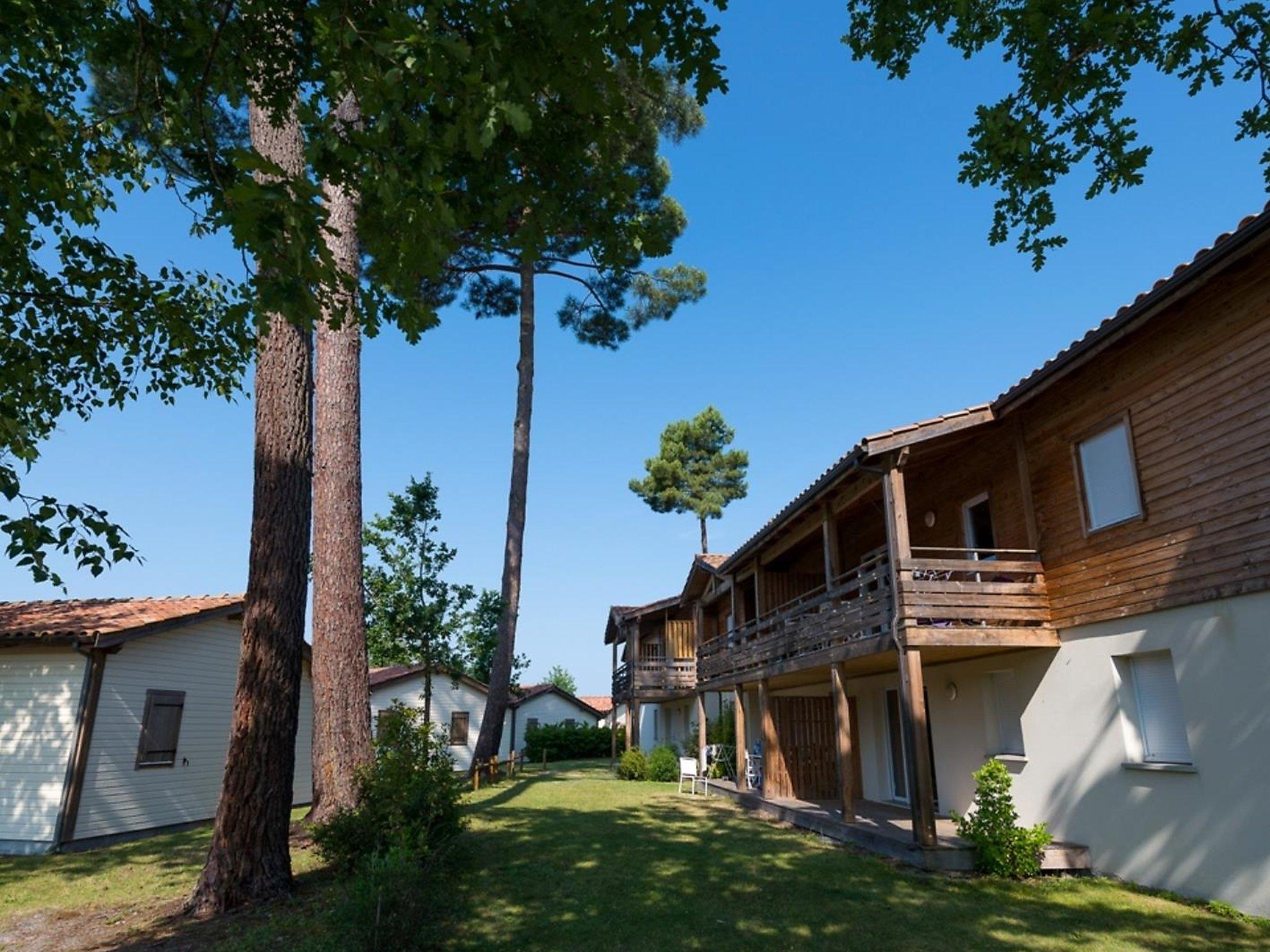 Vacanceole - Le Domaine Des Grands Lacs Hotel Parentis-en-Born Exterior photo